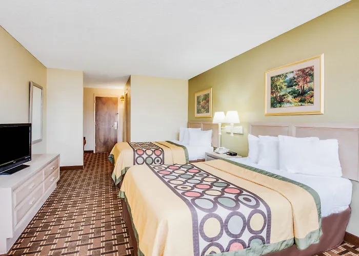 Super 8 By Wyndham Port Clinton